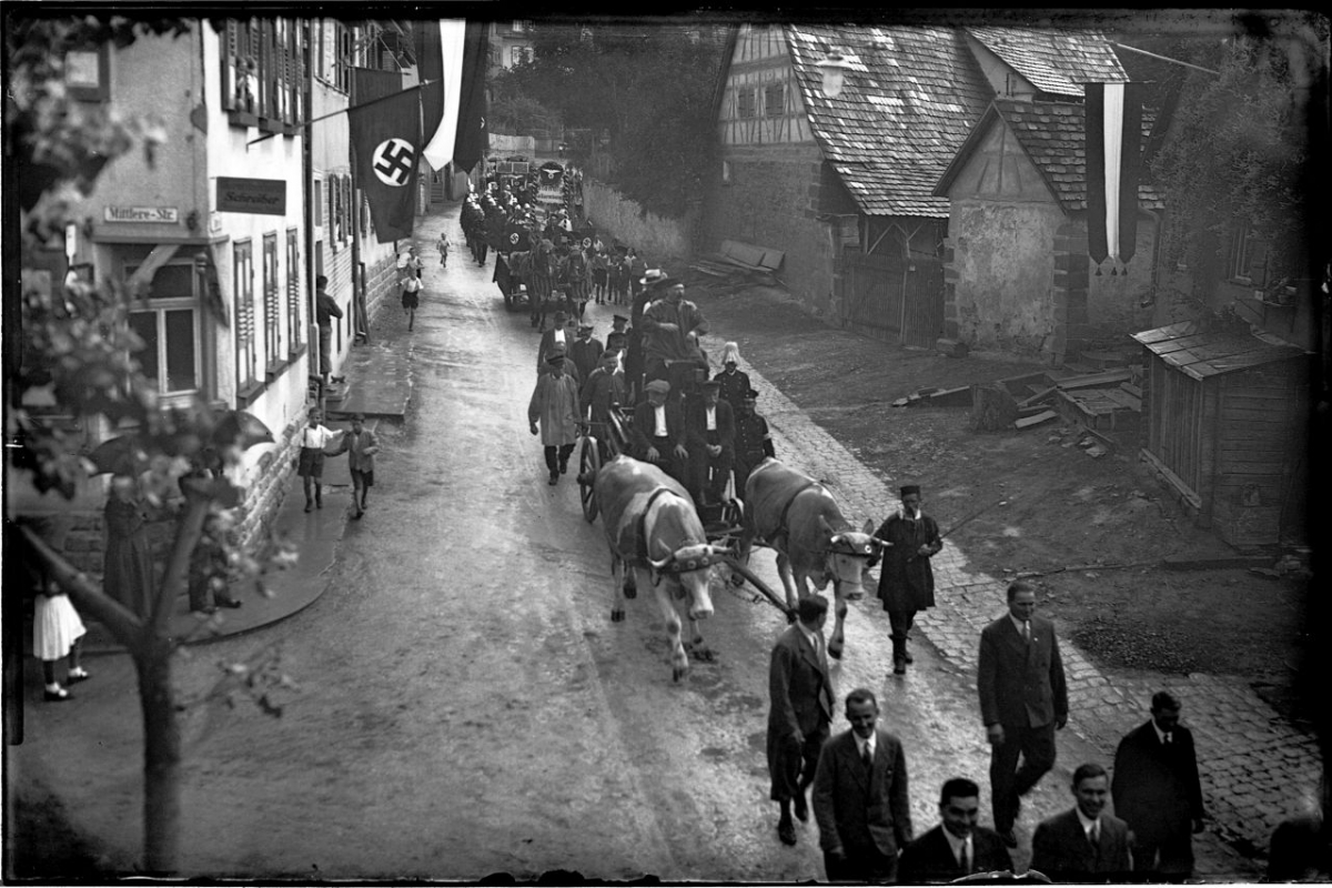 Feuerwehrfest 1934 (Stadtarchiv Ditzingen, Fotografischer Nachlass Albert Gehring, Digitalisat des Glasplatten-Negativs, Bild Nr. 0101)