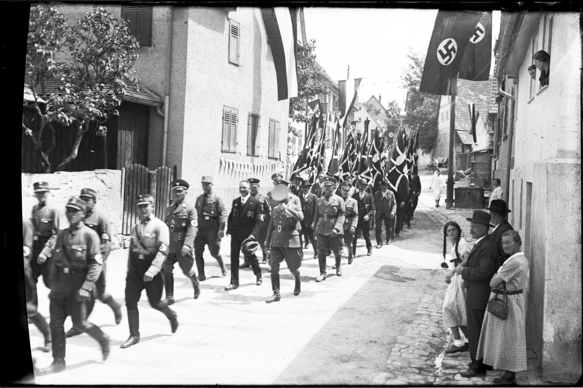 Kreiskriegertag 1934 (Stadtarchiv Ditzingen, Fotografischer Nachlass Albert Gehring, Digitalisat des Glasplatten-Negativs, Bild Nr. 0232)