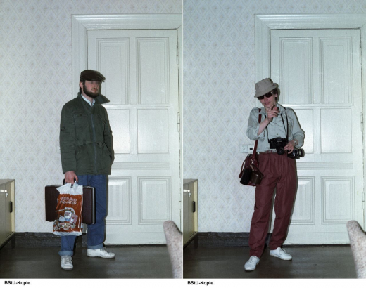 Mitarbeiter des Ministeriums für Staatssicherheit (MfS) der DDR verkleideten sich als westliche Touristen, um in bestimmten touristischen Gegenden nicht aufzufallen und leichter mit Besuchern aus dem Westen in Kontakt kommen zu können. Solche Verkleidungen wurden von der Staatssicherheit zu Schulungszwecken fotografiert und archiviert. Auf derartige Bilder hat der Fotograf Simon Menner neuerdings mit einem Buch- und Ausstellungsprojekt aufmerksam gemacht: Simon Menner, Top Secret. Bilder aus den Archiven der Staatssicherheit, Ostfildern 2013. (BStU, MfS, HA VIII, Fo, Nr. 0550-015 und Nr. 0550-012, um 1985)