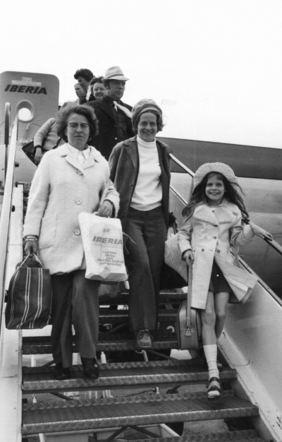 Margot Bartlitz, Marga Wittenberg und Christine Bartlitz aus Bremen bei ihrer Ankunft auf Mallorca im Jahr 1973 (Sammlung Christine Bartlitz)