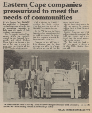 VW-Manager übergeben einen Volkswagen für eine Community-Einrichtung in Uitenhage (FOSATU Worker News, Mai 1984;
Historical Papers, University of the Witwatersrand)