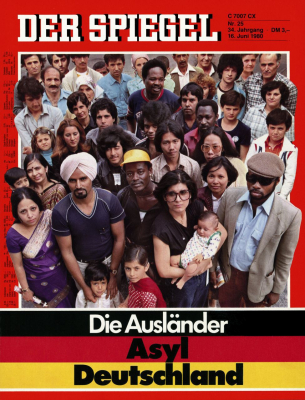 SPIEGEL-Cover 25/1980. Im Heft hieß es (S. 32): »Wird Westdeutschland überflutet von einer Fremdenwelle, müssen Massenlager her für die Asylanten oder gar Grenzrichter, die kurzen Prozeß machen? Der Mißbrauch der Asylbestimmungen heizt die Überfremdungsdebatte an und bedroht eine Verfassungsgarantie, die zum Besten der bundesdeutschen Rechtsordnung gehört.« SPIEGEL-Cover 25/1980.