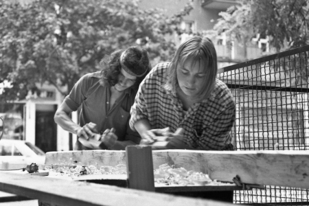 Politisches Handeln erforderte in den 1980er-Jahren mitunter ausdauerndes und geschicktes Hobeln.(Foto: Wolfgang Sünderhauf/Umbruch Bildarchiv) Politisches Handeln erforderte in den 1980er-Jahren mitunter ausdauerndes und geschicktes Hobeln.