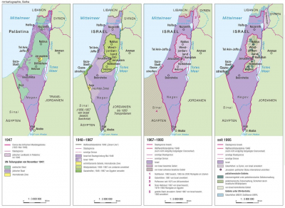 Die Karten zeigen den UN-Teilungsplan für das britische Mandatsgebiet Palästina (1947) sowie Israel in den Grenzen von 1948 (Staatsgründung), 1967 (nach dem Sechstagekrieg) und 1995 (nach dem Inkrafttreten des Oslo-Abkommens). Nicht überall, wo auf den Karten Grenzlinien zu sehen sind, gab bzw. gibt es auch Grenzbefestigungen oder -markierungen. Zum Beispiel ist die Grenze zu den 1967 von Israel besetzten und 1981 annektierten Golanhöhen (im Nordosten) frei passierbar. Das Gleiche galt bis zum Beginn des Baus einer Sperrmauer (2002) für die Grenze zwischen Israel und dem palästinensisch verwalteten Westjordanland. Dagegen befindet sich auf der Grenze zwischen den Golanhöhen und Syrien eine Sperranlage, wenngleich sie hier nur mit einer gestrichelten Linie markiert ist. Diese Darstellungsform ist als Nichtanerkennung der Annexion zu deuten, bildet aber die Gegebenheiten vor Ort nur mittelbar ab. (© mr-kartographie, Gotha, mit freundlicher Genehmigung)