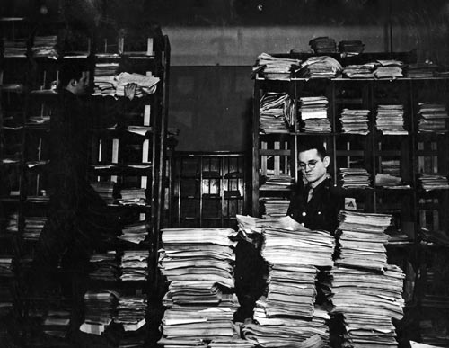 Die Dokumentationsstelle des Nürnberger Tribunals während des Hauptkriegsverbrecherprozesses, 1945/46
