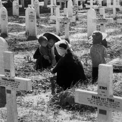 Militärfriedhof Nam Dinh, Mai 1954